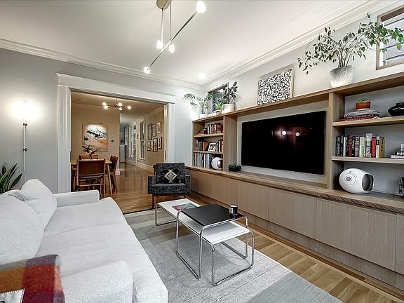 3rd image of 28 Ford St