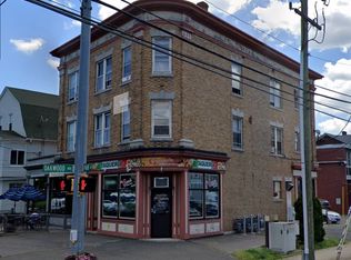 167 Park Rd #2W, West Hartford, CT 06119