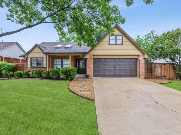 3512 Fairview Dr, Corinth, TX 76210