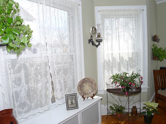 5th image of 22 Maurice Avenue