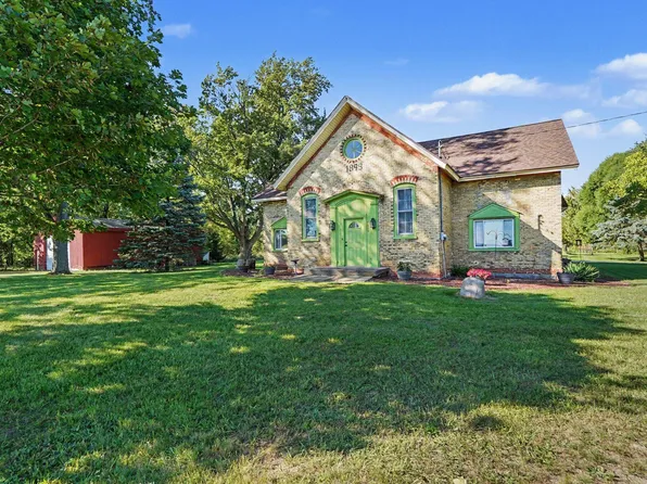 8015 Quincy St, Zeeland, MI 49464