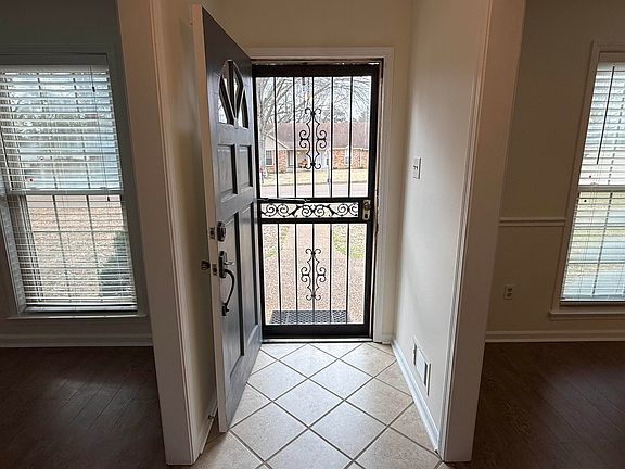 3rd image of 2639 Cedar Ridge Dr