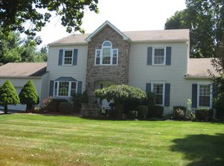 35 Wilkinson Rd, Randolph, NJ 07869