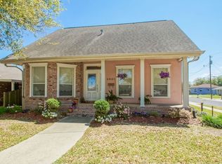 2901 Jackson Blvd, Chalmette, LA 70043