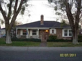 1937 Greeley Dr photo 1