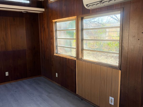 (undisclosed Address)