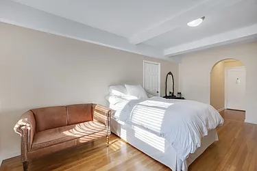 Rented by Cooper & Cooper Real Estate