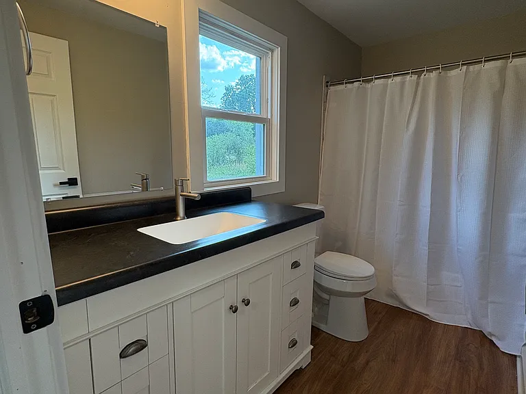 5200 E Holly Rd — Photo 5