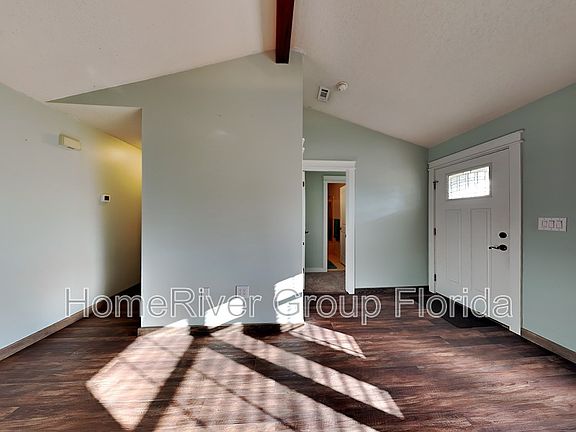 5th image of 109 Oakmont Dr