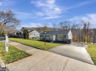 732 Raynham Rd, Collegeville, PA 19426