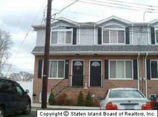 19 Paris Ct, Staten Island, NY 10310