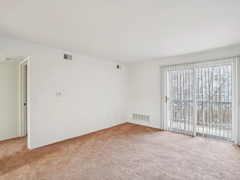 Brookwood Apartments — Photo 9