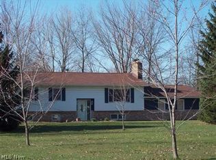 2987 Pioneer Trl, Aurora, OH 44202