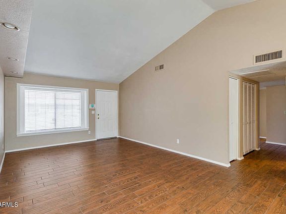 4th image of 2355 E Crescent Ave