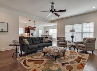 1813 SW Riverstone Rd, Bentonville, AR 72713