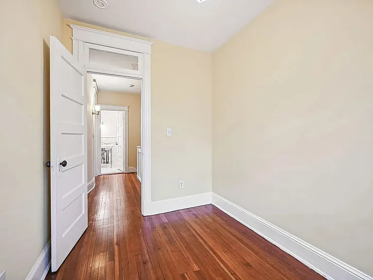 310 Taylor St NW — Photo 14
