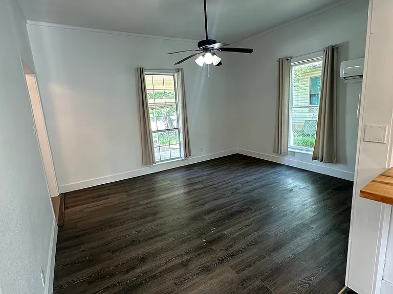 501 S Connellee Ave — Photo 19