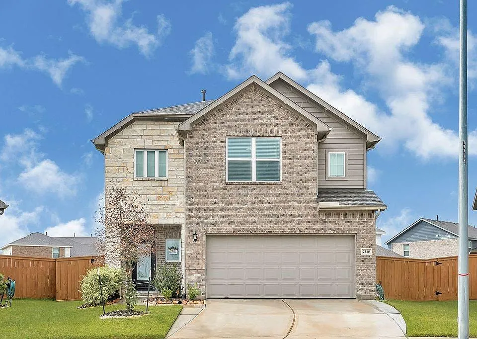 7330 Anathia Dr