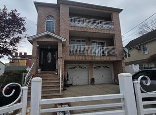 555-557 1 St Ave, Elizabeth City, NJ 07206