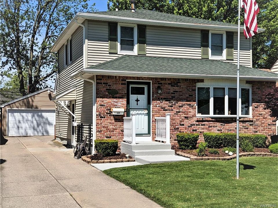 1st image of 230 Wellington Ave