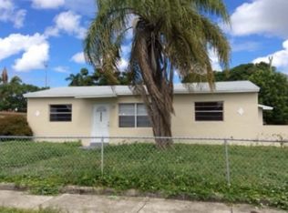 4251 SW 38th St, Hollywood, FL 33023