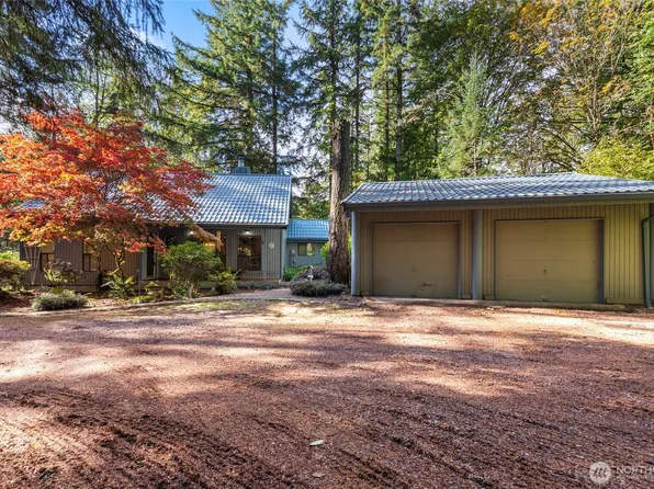 13375 Central Valley Road NE, Poulsbo, WA 98370