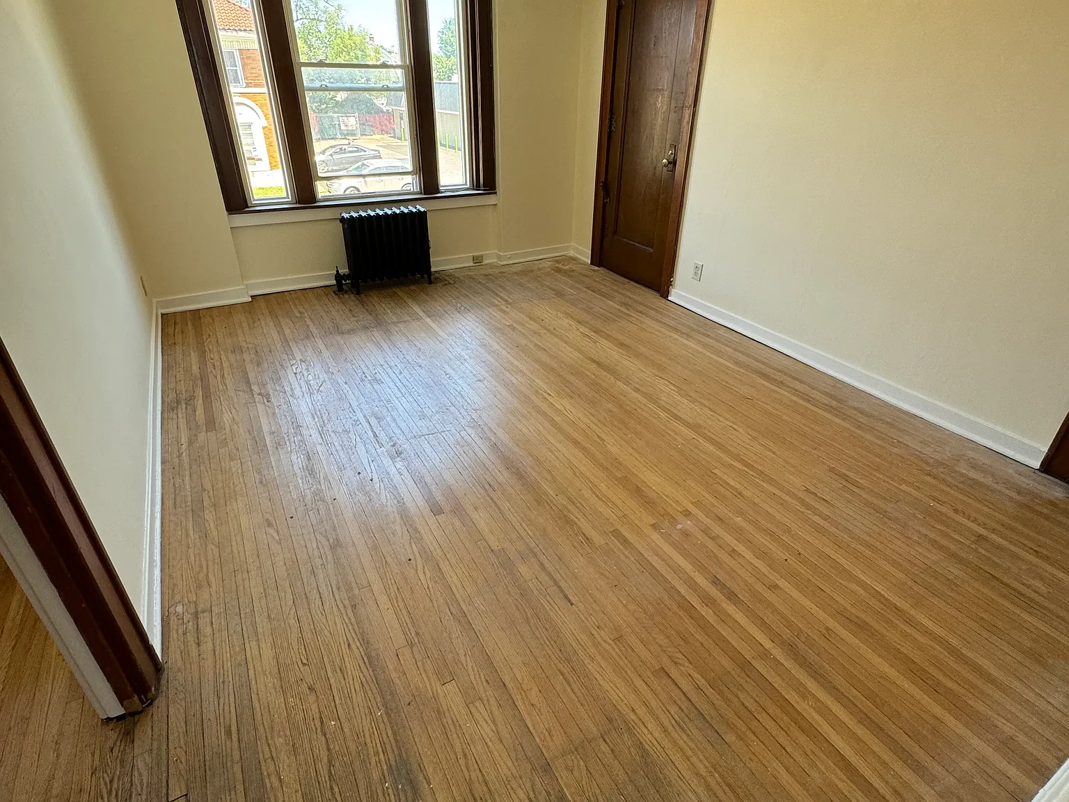 1164 Kenmore Ave — Photo 2