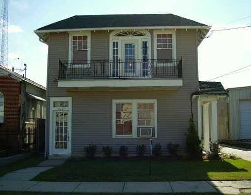 1st image of 708 Weiblen Pl