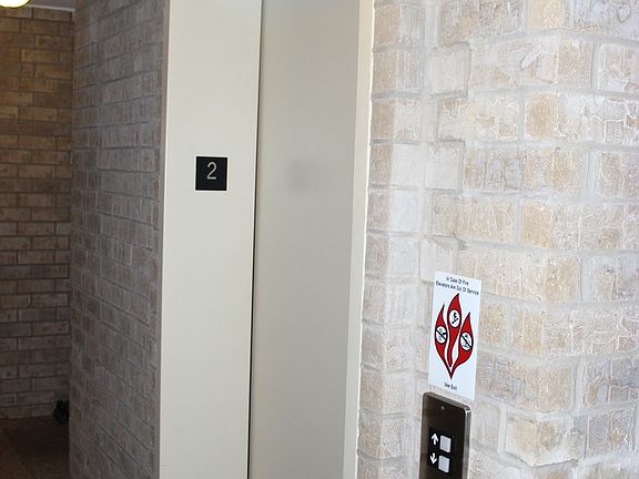 4th image of 5018 Midlothian Tpke APT 1006