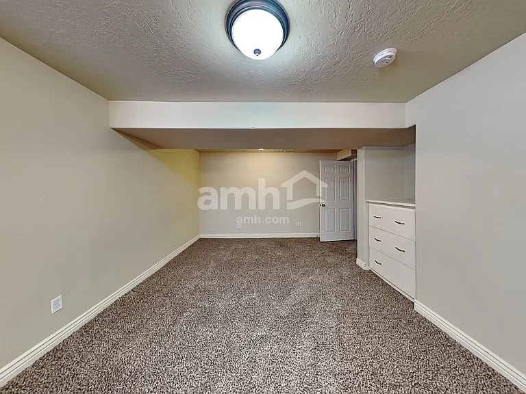 1245 E 640 S — Photo 20