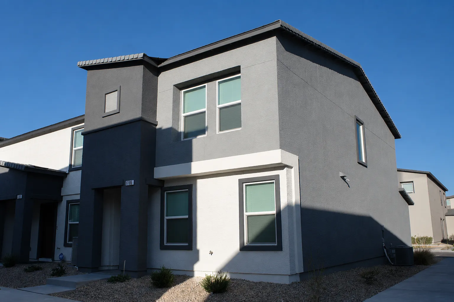 3 bed, 2.5 bath, 1608 sqft, $2,400 — Photo 1