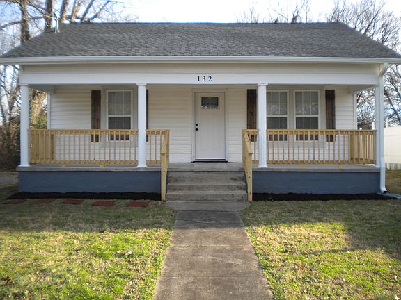 3rd image of 132 W Moody Ave
