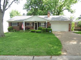 709 Kirkshire Dr, Saint Louis, MO 63122