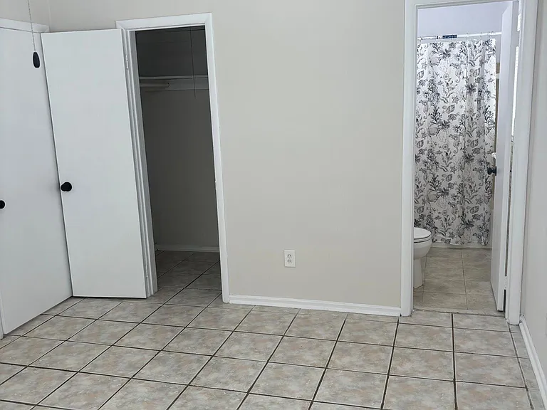 1252 S Alhambra Cir #3 — Photo 35