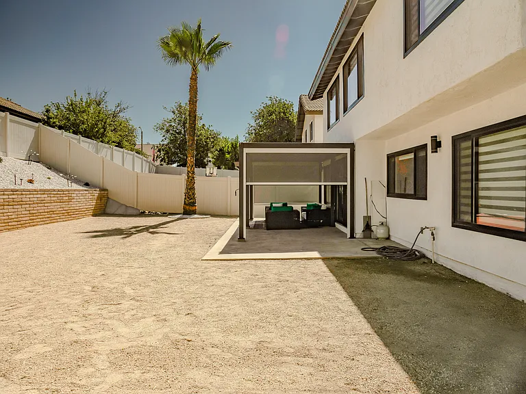 1373 W Aster St — Photo 20