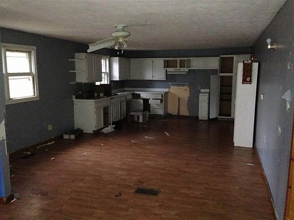 4th image of 4941 22nd Ave
