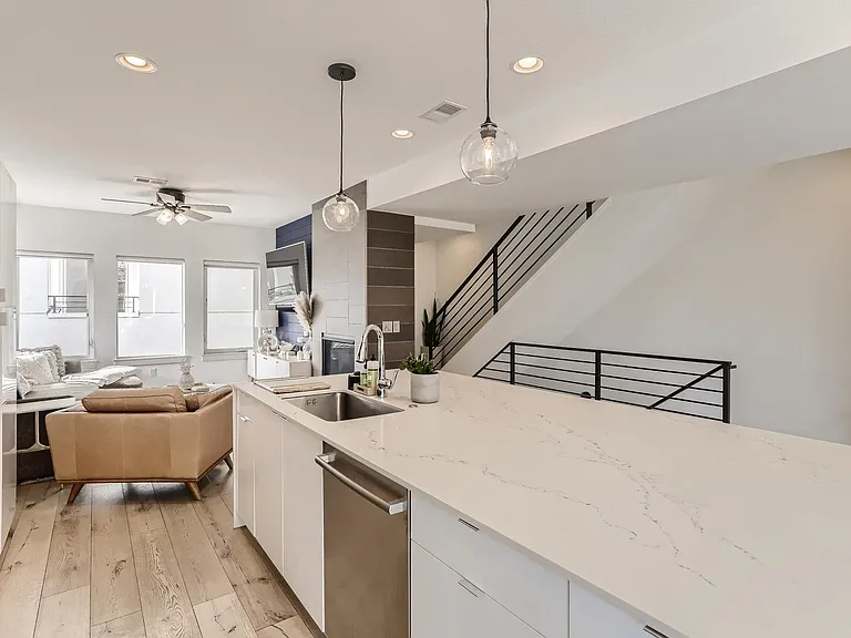 4525 N Tennyson St — Photo 11