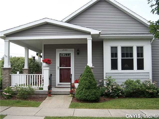1st image of 203 Newbridge St