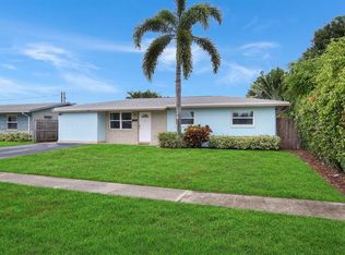 3687 Gull Rd, Palm Beach Gardens, FL 33410