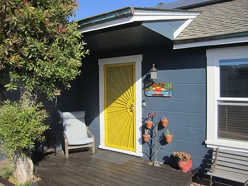 186 E St Photo 1