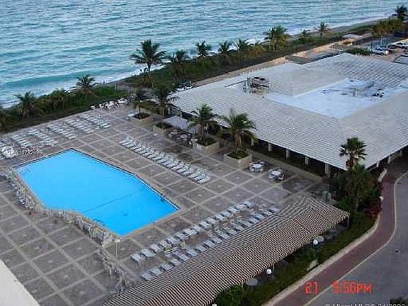4th image of 1965 S Ocean Dr APT 17A