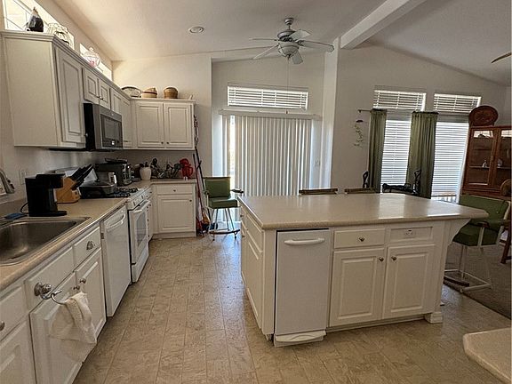 5th image of 2450 E Hobson Way #5