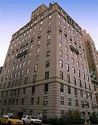 2 East 67th Street in Lenox Hill