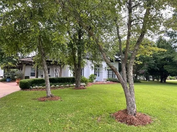 3836 Rue Left Bank, Alexandria, LA 71303