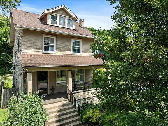 2nd image of 12 America Ave