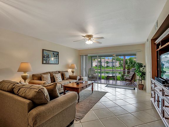 5th image of 388 Belina Dr APT 5