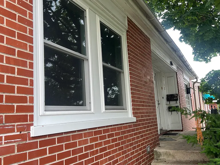 722 W Main St — Photo 2