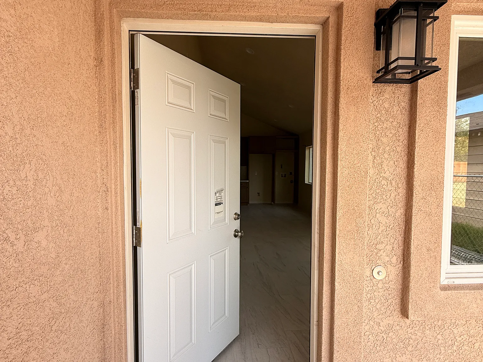 2 bed, 761 sqft, $2,100 — Photo 3