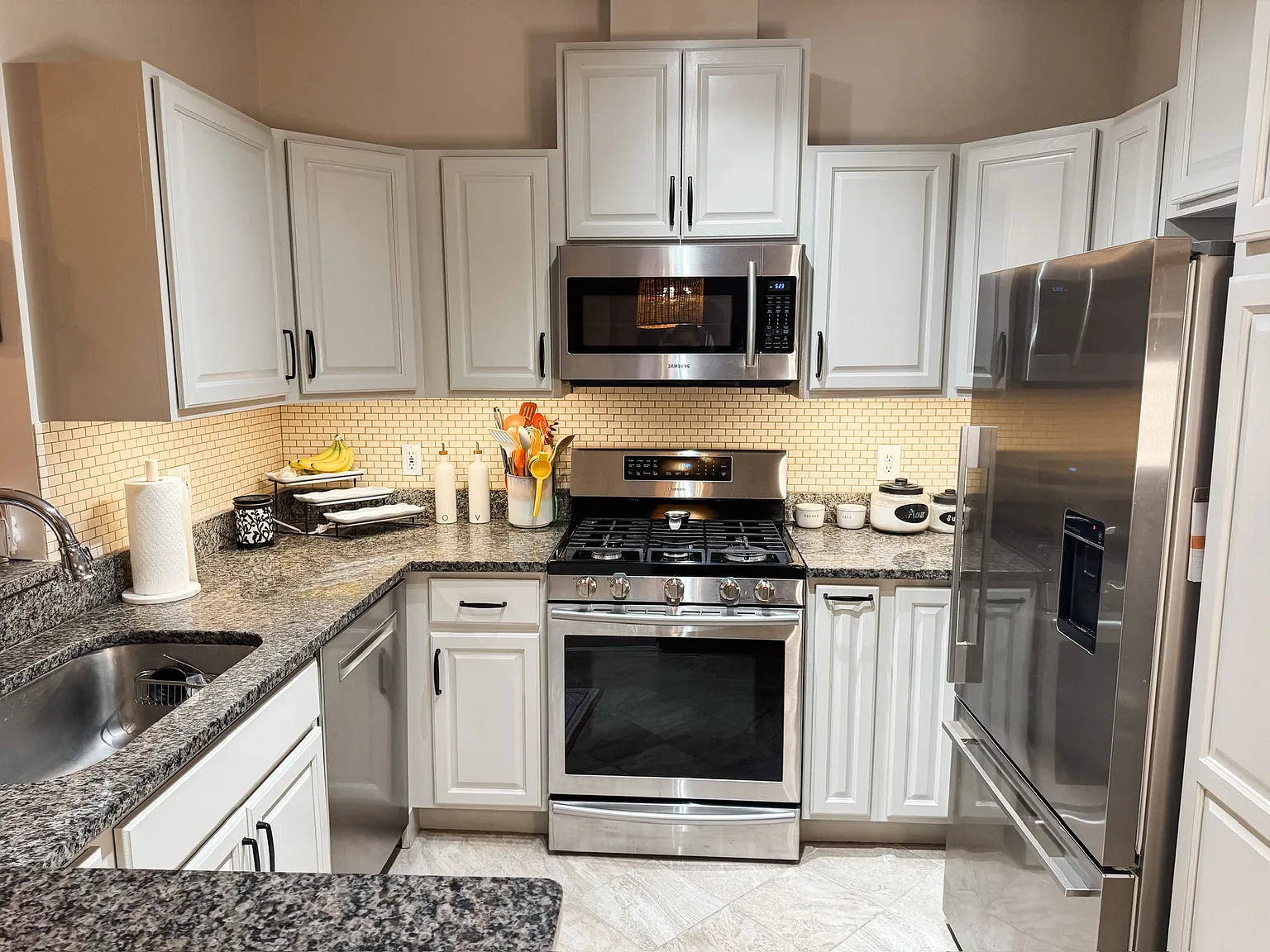 4129 Fountainside Ln — Photo 3