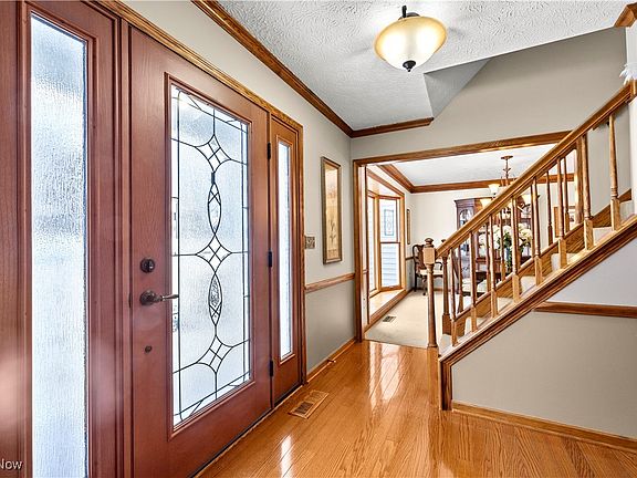 3rd image of 2805 Blue Heron Dr